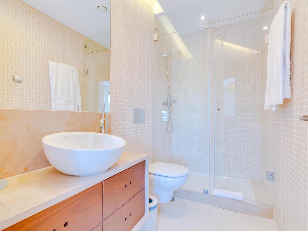 Vale Do Lobo, 'golf By The Pool' 2 Bedroom Vale do Lobo